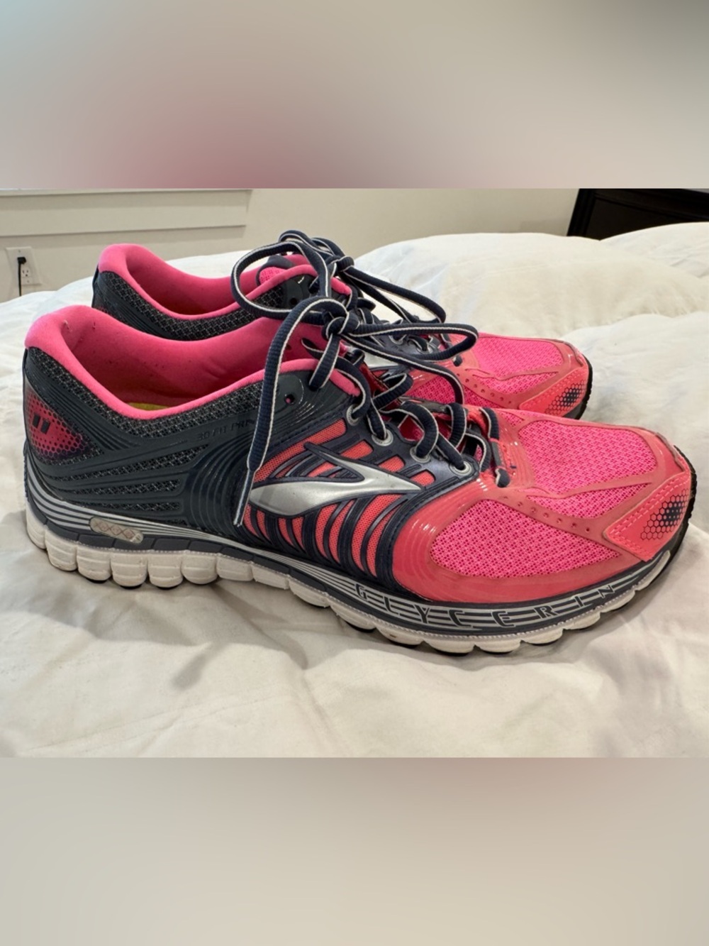 Brooks Women's Glycerin 11 Running Shoes
